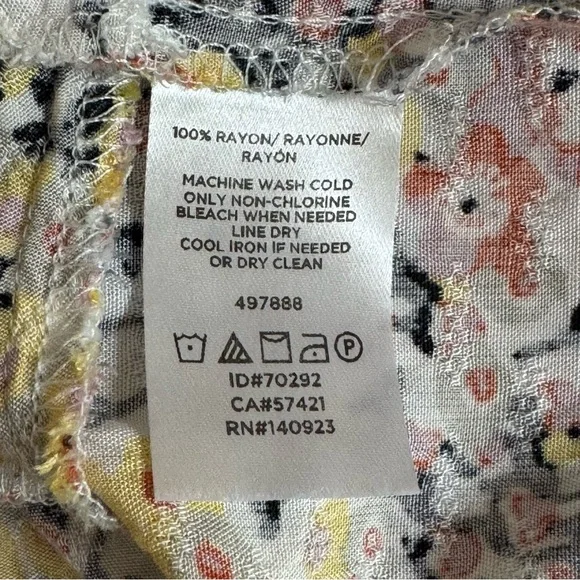 LOFT Petite Floral Split-Neck Blouse Ruffle Hem Long Sleeve Small SP - Picture 8 of 15